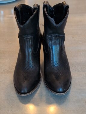 Frye Black Leather Western Ankle Booties
